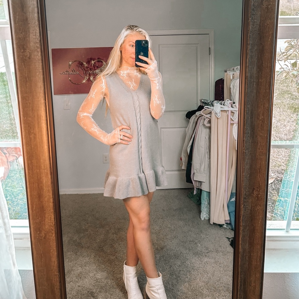 GREY SWEATER DRESS